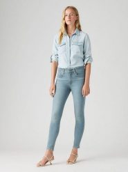 Levi's Dżinsy - Skinny fit - w kolorze błękitnym rozmiar: W29/L28. Niebieskie jeansy Levi's, l, z aplikacjami, klasyczne. Za 231.68 zł.