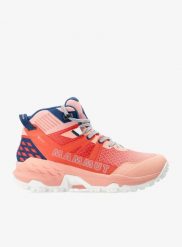 Buty turystyczne damskie wysokie Mammut Sertig II Mid GTX. Czerwone buty trekkingowe Mammut, z gore-texu, bez zapięcia. Za 872.35 zł.