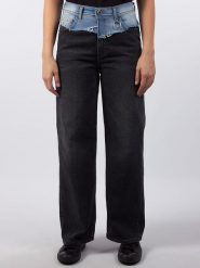 Diesel Clothes Dżinsy "Widee" - Comfort fit - w kolorze czarno-niebieskim rozmiar: W30/L32. Czarne jeansy Diesel Clothes, l, z aplikacjami, klasyczne, z podwyższonym stanem. Za 255.94 zł.