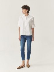 TATUUM Bluzka w kolorze białym rozmiar: 46. Białe bluzki Tatuum, bez wzorów, z bawełny, bez kołnierzyka, bez ramiączek. Za 164.95 zł.