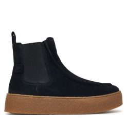 Botki Tamaris. Czarne botki Tamaris, bez wzorów, bez obcasa, na płaskiej podeszwie, bez zapięcia. Za 484.99 zł.