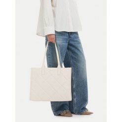 Torebka JENNY. Białe shopper bag Jenny, bez wzorów, bez dodatków. Za 159.99 zł.