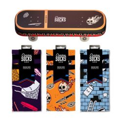 Skarpetki American Socks Skateboard Zestaw Prezentowy. Niebieskie skarpetki AMERICAN SOCKS, bez wzorów. Za 249.57 zł.