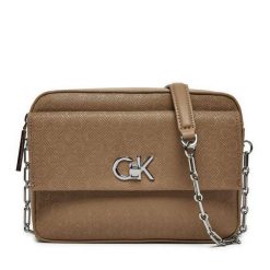 Torebka Calvin Klein. Brązowe listonoszki Calvin Klein, bez wzorów, bez dodatków. Za 319.99 zł.