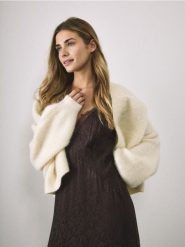 Kardigan z wełną alpaki - jasnożółty. Żółte swetry Reserved, l, bez wzorów, z dzianiny, bez ramiączek. Za 259.99 zł.