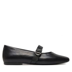 Półbuty Vagabond Shoemakers. Czarne półbuty wsuwane Vagabond Shoemakers, bez wzorów, bez obcasa, na płaskiej podeszwie. Za 339.99 zł.