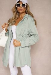 Jasnoniebieska Kurtka Parka Ściagana w Pasie Troczkami z Kapturem Evisanale. Niebieskie kurtki Renee, l, bez wzorów, z materiału, z kapturem. W wyprzedaży za 111.99 zł.