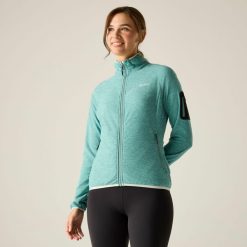 Damska bluza polarowa Rivendell z zamkiem błyskawicznym. Zielone bluzy bez kaptura Regatta, bez wzorów, z polaru. W wyprzedaży za 229.99 zł.