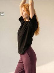 Bawełniana koszulka z krótkim rękawem z rozcięciami Everyday Active - czarny. Czarne t-shirty sportowe Sinsay, l, bez wzorów, z bawełny, bez ramiączek, na fitness i siłownię. Za 19.99 zł.