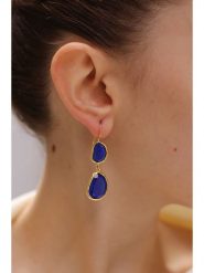 L'Atelier de Gaia Pozłacane kolczyki z elementami ozdobnymi rozmiar: onesize. Niebieskie kolczyki L'Atelier de Gaia, pozłacane. Za 60.99 zł.