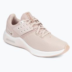 Buty treningowe damskie Nike Air Max Bella Tr 4. Czerwone buty treningowe Nike, bez wzorów, bez zapięcia, na fitness i siłownię, nike air max. Za 209.99 zł.
