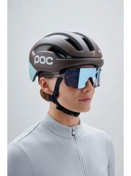 POC Okulary rowerowe "Devour Mid" w kolorze czarno-niebieskim rozmiar: onesize. Czarne okulary przeciwsłoneczne POC, bez wzorów, z tworzywa sztucznego, szklane. Za 524.95 zł.