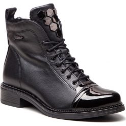 Botki SERGIO BARDI - Barzio FW127354418CC 601. Czarne botki Sergio Bardi, bez wzorów, z lakierowanej skóry, bez obcasa, bez zapięcia. W wyprzedaży za 209.00 zł.