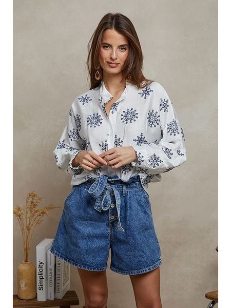 Plume Bluzka "Tidji" w kolorze białym rozmiar: S. Białe bluzki Plume, s, bez wzorów, bez kołnierzyka, bez ramiączek. Za 131.74 zł.