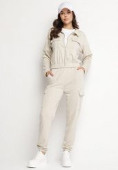 Jasnobeżowy Komplet Dresowy Cargo Bluza i Spodnie z Kieszeniami Kormilla. Brązowe bluzy Born2be, m, bez wzorów, z dresówki, bez kaptura. W wyprzedaży za 76.49 zł.