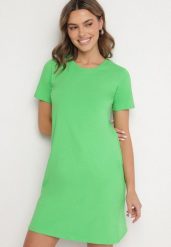 Zielona Bawełniana Sukienka o Kroju Typu T-shirt Nilisea. Zielone sukienki Born2be, s, bez wzorów, z bawełny, bez kołnierzyka, bez ramiączek, mini. W wyprzedaży za 33.99 zł.