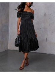 Milan Kiss Sukienka w kolorze czarnym rozmiar: L. Czarne sukienki Milan Kiss, l, bez wzorów, z wiskozy, bez kołnierzyka, bez ramiączek, midi. Za 165.99 zł.