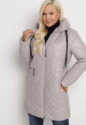 Beżowa Długa Pikowana Kurtka z Kapturem i Dwustronnym Suwakiem Eritha. Brązowe kurtki Born2be, plus size, bez wzorów, z jeansu, eleganckie, z kapturem. W wyprzedaży za 209.99 zł.