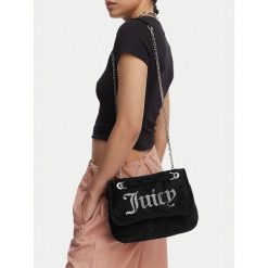 Torebka Juicy Couture. Czarne torebki klasyczne Juicy Couture, bez wzorów, klasyczne, bez dodatków. Za 279.99 zł.