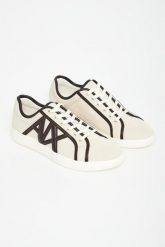 Trampki damskie ARMANI EXCHANGE. Trampki Armani Exchange, bez wzorów, bez zapięcia. Za 699.00 zł.