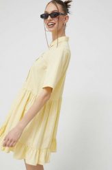 Tommy Jeans sukienka bawełniana kolor żółty mini rozkloszowana. Żółte sukienki Tommy Jeans, l, z aplikacjami, z bawełny, bez kołnierzyka, bez ramiączek, mini, rozkloszowane. Za 489.99 zł.