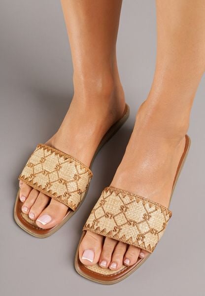 Brązowe Klapki z Geometrycznym Wzorem w Stylu Boho Zeroma. Brązowe klapki Born2be, bez wzorów, boho, bez obcasa, na płaskiej podeszwie, bez zapięcia. Za 49.99 zł.