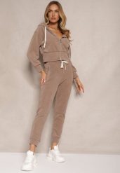 Ciemnobeżowy Komplet Dresowy z Bawełny Bluza z Kapturem i Spodnie Slim Inerisa. Brązowe bluzy Renee, xl, z aplikacjami, z bawełny, eleganckie, bez ramiączek, z kapturem. W wyprzedaży za 107.99 zł.