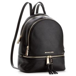 Plecak MICHAEL Michael Kors. Czarne plecaki MICHAEL Michael Kors, bez wzorów, bez dodatków. Za 1,029.00 zł.