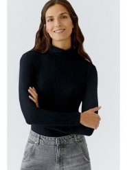 Oui Golf w kolorze czarnym rozmiar: 44. Czarne swetry Oui, bez wzorów, bez ramiączek. Za 167.28 zł.