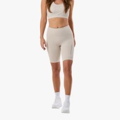 Krótkie legginsy treningowe damskie Swedemount Core Pocket Tights szybkoschnące. Szare legginsy SWEDEMOUNT, bez wzorów, z tkaniny, sportowe, krótkie. Za 129.99 zł.