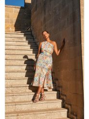 By Malina Sukienka "Ellie" ze wzorem rozmiar: S. Sukienki BY MALINA, s, bez wzorów, bez kołnierzyka, bez ramiączek, maxi. Za 520.90 zł.
