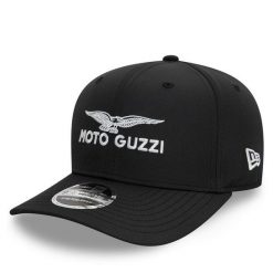 Czapka z daszkiem New Era. Czarne czapki z daszkiem New Era, bez wzorów. Za 119.99 zł.