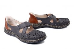 RIEKER 46352-45 grey, półbuty letnie damskie. Szare półbuty wsuwane Rieker, na lato, w ażurowe wzory, bez obcasa. Za 359.90 zł.