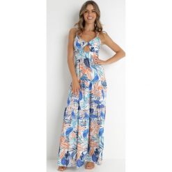 Niebieska Sukienka Gouin. Niebieskie sukienki Born2be, na wesele, s, z aplikacjami, eleganckie, bez kołnierzyka, bez ramiączek, maxi, rozkloszowane. W wyprzedaży za 143.99 zł.