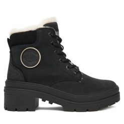 Trzewiki Palladium. Czarne botki Palladium, bez wzorów, bez obcasa, na płaskiej podeszwie, bez zapięcia. Za 449.99 zł.