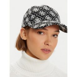 Czapka z daszkiem Guess. Czarne czapki z daszkiem Guess, z aplikacjami. Za 119.99 zł.