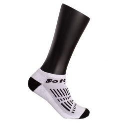 Skarpety techniczne 3 pary 35-38, 95% poliester 5% elastan. Czarne skarpetki 2117 OF SWEDEN, bez wzorów, z elastanu. Za 129.99 zł.