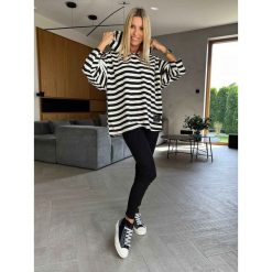 Bluzka Hoodie Black Stripes. Czarne bluzki ClothStore, bez wzorów, bez kołnierzyka, bez ramiączek. Za 139.00 zł.