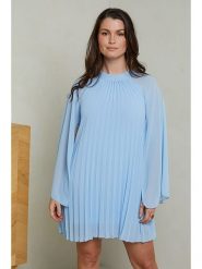 Curvy Lady Sukienka w kolorze błękitnym rozmiar: 44/46. Niebieskie sukienki Curvy Lady, na co dzień, bez wzorów, klasyczne, bez kołnierzyka, bez ramiączek, mini, proste. Za 92.42 zł.