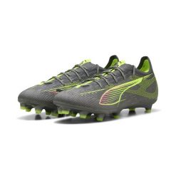 Buty piłkarskie ULTRA 5 PRO FG/AG PUMA. Czerwone buty do biegania Puma, bez wzorów, bez zapięcia, do biegania. W wyprzedaży za 434.00 zł.