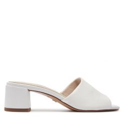 Klapki Tamaris. Białe klapki Tamaris, bez wzorów, bez obcasa, bez zapięcia. Za 259.99 zł.