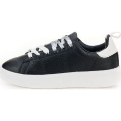 Pepe Jeans tenisówki damskie Brixton Low 39 czarny. Czarne trampki Pepe Jeans, bez wzorów, z jeansu, bez zapięcia. W wyprzedaży za 273.00 zł.
