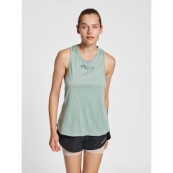 Damski tank top Hummel TE Tola. Niebieskie topy Hummel, bez wzorów, sportowe, bez kołnierzyka, bez ramiączek. Za 137.00 zł.
