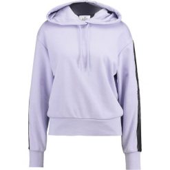 Cheap Monday RUSH HOOD BRUSH STROKES Bluza z kapturem dust lilac. Bluzy marki Cheap Monday. W wyprzedaży za 206.10 zł.