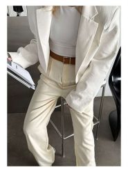 Lucky Bees Pasek w kolorze brązowym - dł. 100 cm rozmiar: onesize. Brązowe paski Lucky Bees, bez wzorów, z materiału. Za 91.99 zł.