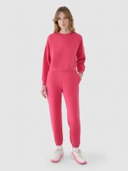 4F Spodnie dresowe joggery z modalem damskie - różowe XL. Czerwone spodnie dresowe 4f, bez wzorów, z dresówki, sportowe. W wyprzedaży za 119.99 zł.