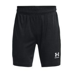 Szorty dla dzieci Under Armour Challenger Core. Białe szorty Under Armour, bez wzorów, młodzieżowe. Za 102.00 zł.