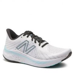 Buty do biegania damskie New Balance WVNGOCW5. Białe buty do biegania New Balance, bez wzorów, z materiału, bez zapięcia, do biegania. Za 613.00 zł.