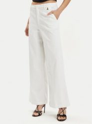 Patrizia Pepe Spodnie materiałowe 2P1577/D076-W146 Biały Relaxed Fit. Białe spodnie materiałowe Patrizia Pepe, bez wzorów, z bawełny. Za 1,239.00 zł.