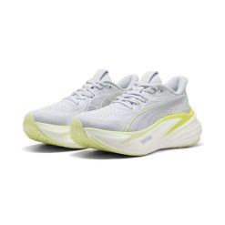 Damskie buty do biegania MagMax NITRO™ 2 PUMA. Szare buty do biegania Puma, bez wzorów, z materiału, bez zapięcia, do biegania. Za 559.99 zł.